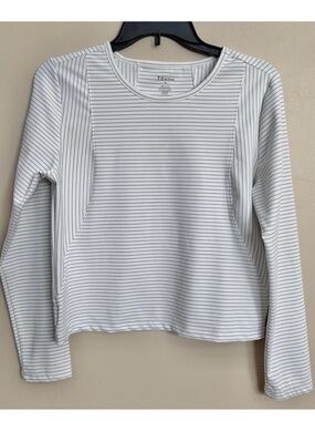 SALE TS by Thrive Striped White Long Sleeve Athletic Top